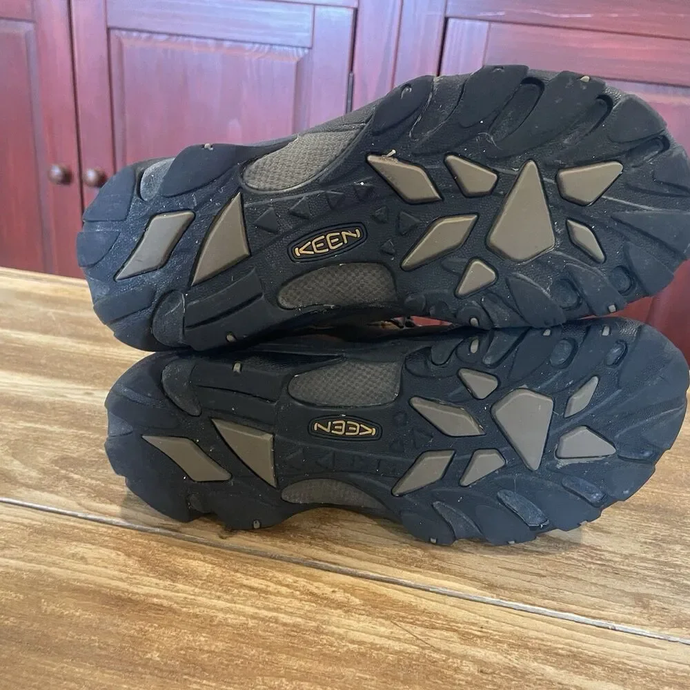 Keen Waterproof Hiking Boots Mens 9.5 Brown Leather Mid Outdoors 1006983